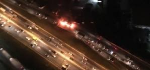Ônibus é incendiado no Anel Rodoviário, em Belo Horizonte