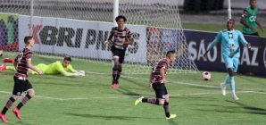 Ainda sem pontos, Santa Cruz busca primeira vitória na Copa do Nordeste contra CSA